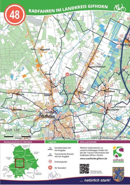 Infotafel mit Fahrradkarte und Knotenpunktnetz.